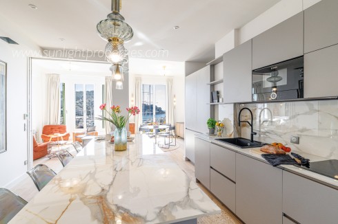 Nice, Montée Montfort, Port area